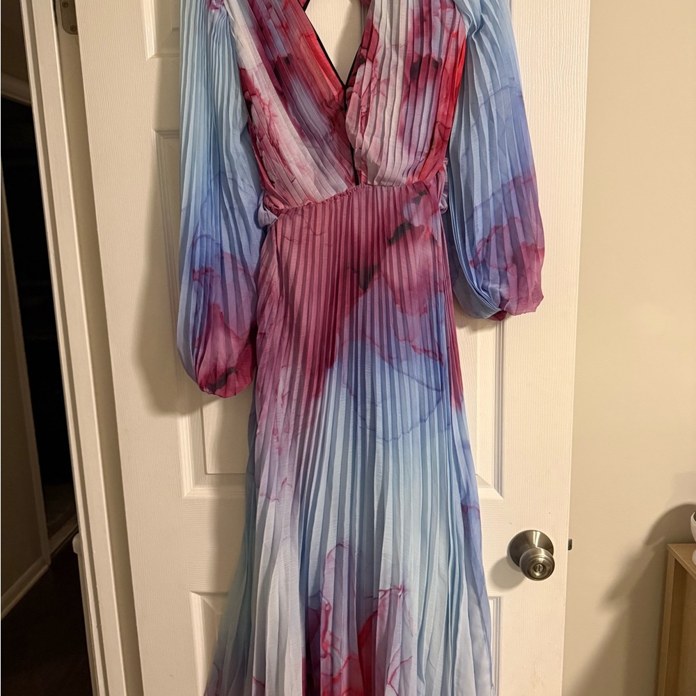 Karen Millen Elegant Pleated Dress in Purple and Blue